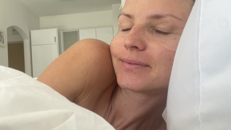 Gina Gerson: Solo Morning Routine