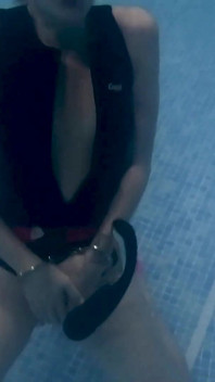 Underwater Bondage, Kink & Cum in My Tight Wetsuit