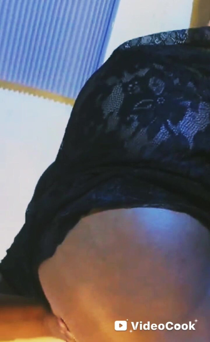 The Nasty House: Thicc Phat naoliwiony tyłek !!