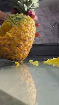 Follando Pina;) Cazzo di ananas