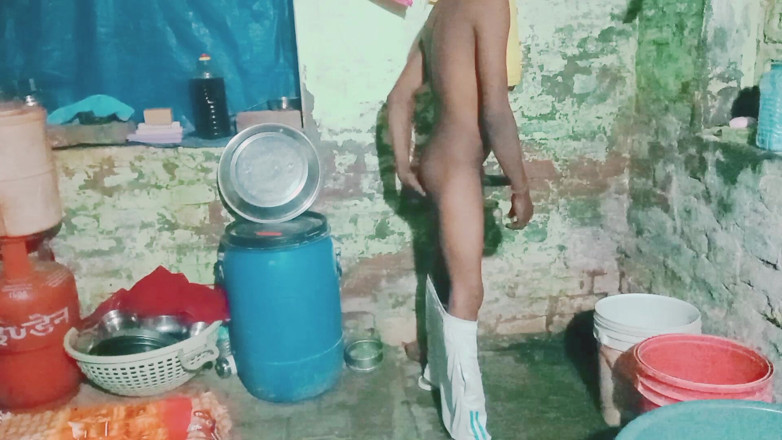 Contentformation2: Gay: chico indio