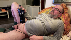 Qualzucht: नया, cuddly पजामा, मेगा orgasm!