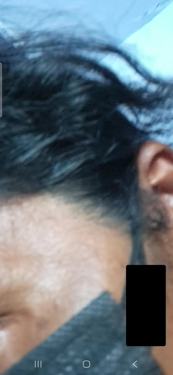 Jayaselvi: 哥印拜陀继阿姨视频通话