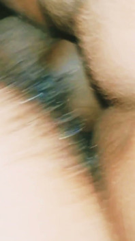 La chatte sexy de la belle-sœur Desi au village Desi puis elle a baisé son sexe dur