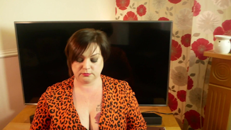 Amy Black the Slutty Scottish MILF: 2020년 7월 22일