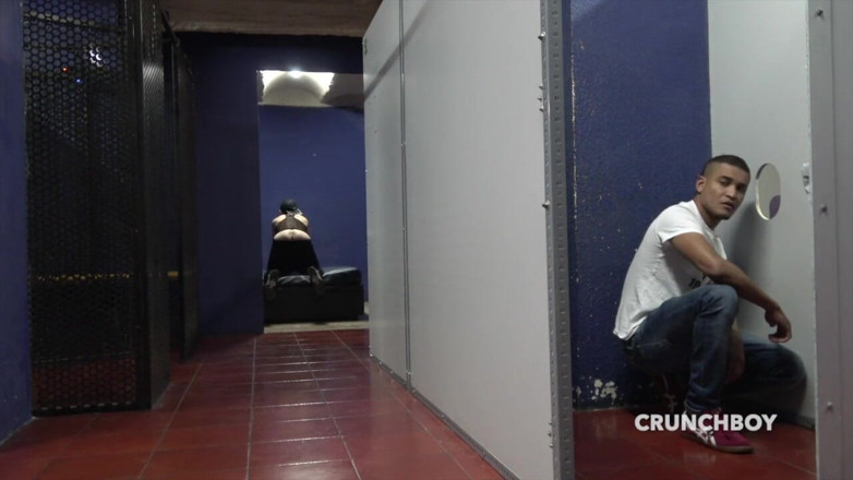 Bareback spy cam from Spain: Nando RED used raw by the straight Vlad Castle