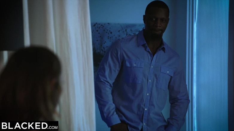 Blacked: BLACKED - Namorada trai com bbc crush e é dominada