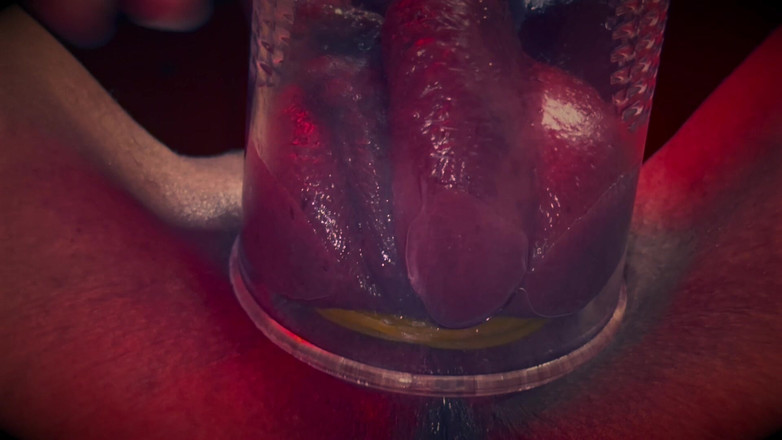 Twisted Nymphs: Sapık erkek delileri - şişmiş emilmiş amcık bölüm 2