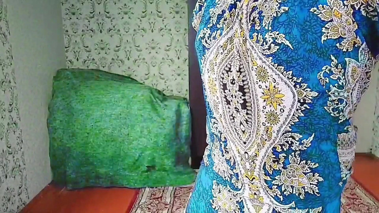 Kitty_Cross: Deslumbrante menina trans solo