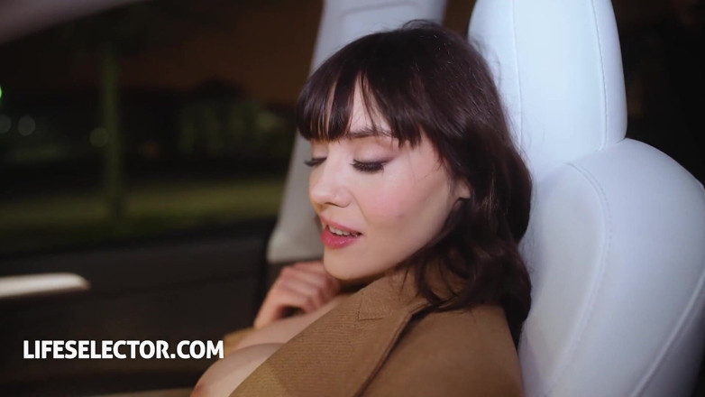 LifeSelector: Lifeselector - Stăpâna perversă Catherine Knight în sex în trei excitat