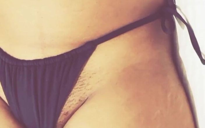 Hot N Sizzling: Ateşli ve seksi vücudumu gösteriyorum
