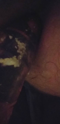 Pellefnatt: gioco anche con un grosso dildo nel culo