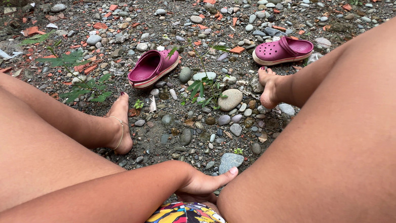 EMY_AND_JONH: Bu Kamusal Yerlerde Mastürbasyon Davranışı Beni Tetikliyor