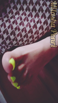 Whose Leg Is This?;)