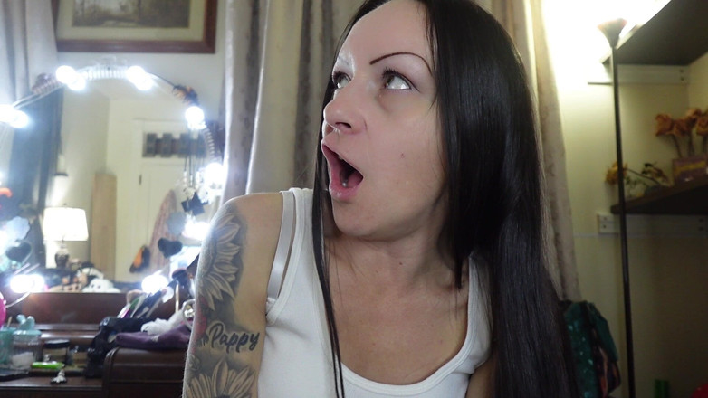 Raven Willow: Yüzüne sokma