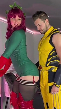 Nienasycona poison ivy kradnie Wolverines Super Spunk