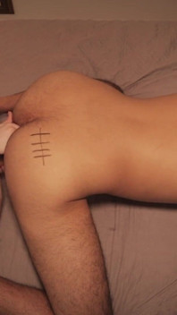 Vidage de sperme, fantasme, la belle jumelle Nico Mucci baise et insémine le papa sexy Camilo Brown