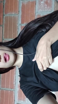 Colombian Girl Masturbates with Her Big Tits