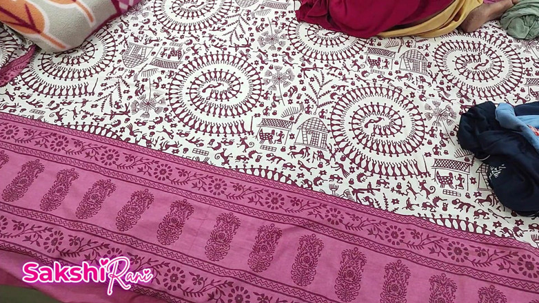 sakshi_raniii: Sexy Bhabi chce masáž se svým deverem a dever ošukanou...