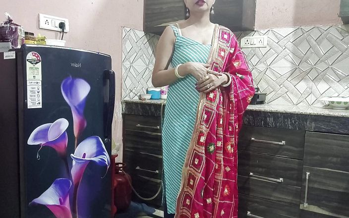 Saara Bhabhi: Девар Бхабхі, справжній анальний секс, записує індійський девар, пробуючи анальний секс зі своїм справжнім сааром бхабхі, домашнє