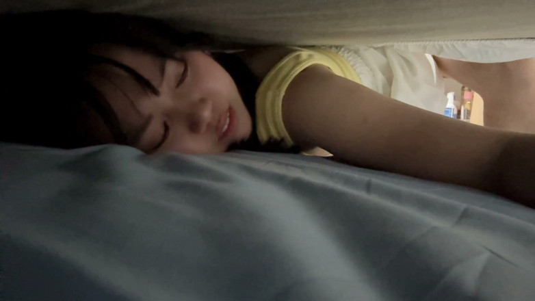 Mya Mya: 立ち往生した女の子ポルノ