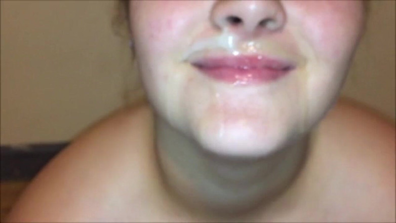 Fat House Wife: Geben ehefrau mit riesigen titten überrascht riesige sperma im gesicht, sie...