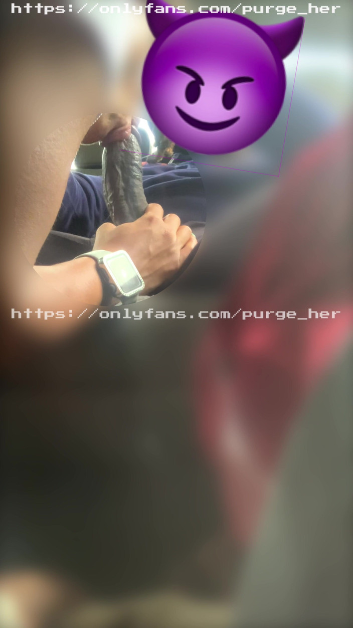 Purge_her: Bibir besar comel membuatkan saya pancut keras di kerongkongnya