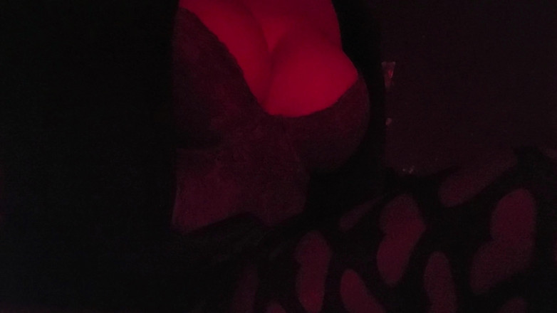 FetVeronika: Strip-tease Dans Mon Donjon