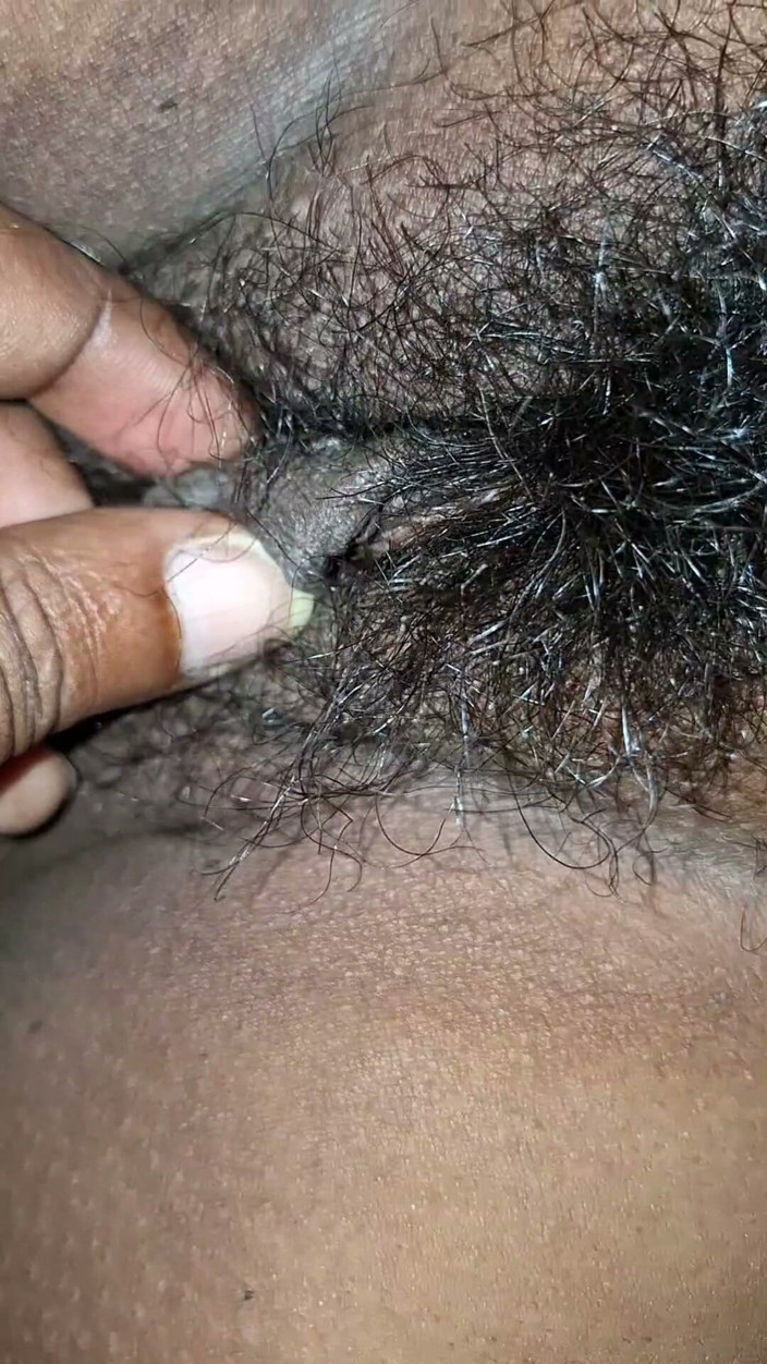 Indian aunty sex: Videos of Playing with the Genitals of Indian Women