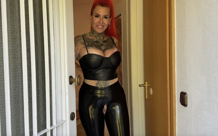 Cat-Coxx: Hot Leather Latex Slut Fucked Hard in the Ass!