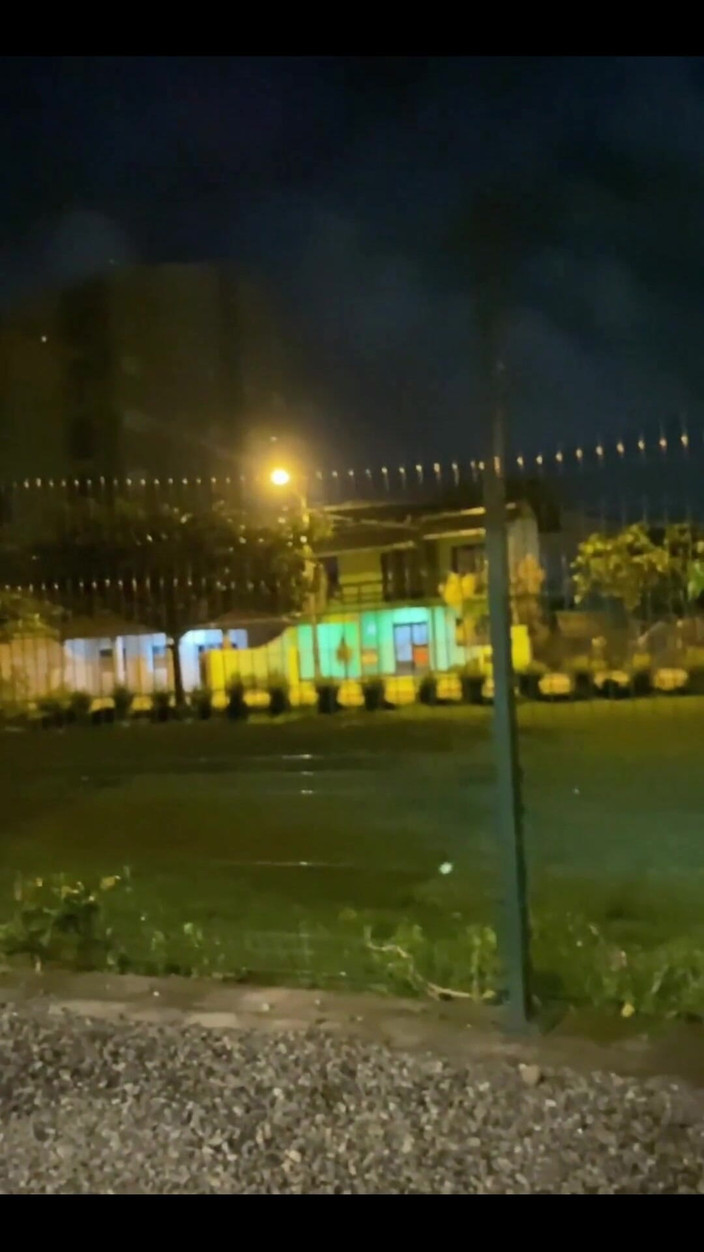 KiffaFeet: Cet adoration publique des pieds avec pendant mes vacances sur...