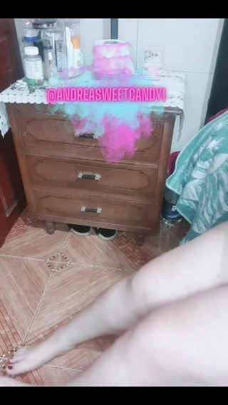 Whitekitten: 3997284552.mp4