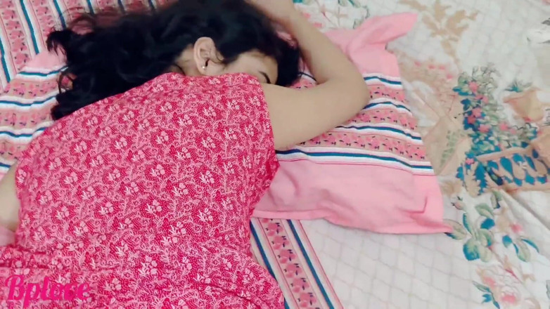 Bplove: Awek desi comel berkongkek tegar lewat malam