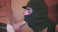 STRAIGHT BOY CURIOUS: Futută de un anonim heterosexual în subsol discret