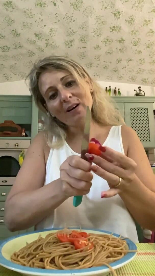 My Wife Luna: J'ai faim, je fais le déjeuner