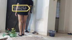 Hotfuck20: Šťastný doručovatel dostává víc než peníze