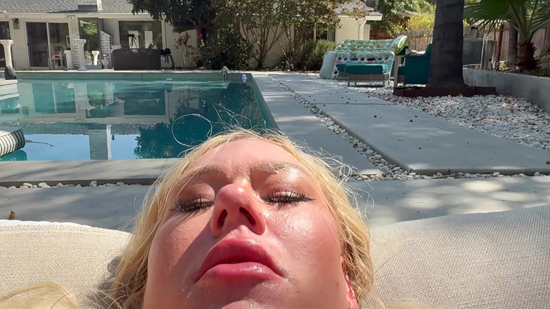 Alfiecinematic: Moje POV s Blonde Babe Vanna Rose