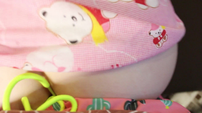 Taboo Room: Gadis nakal ini suka banget sama kontol besar pria kulit...