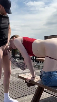 Sexy děvka ošukaná Actorfabem na střeše