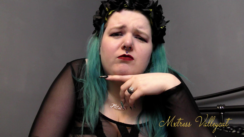 Mxtress Valleycat: Gothic hotwife