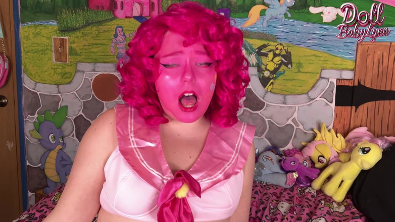 DollBabyLynn: Rutto e canta con pinkie