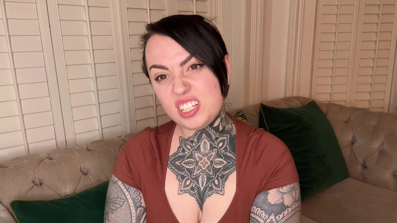 Miss Valentina: Банкомати платять не говорять