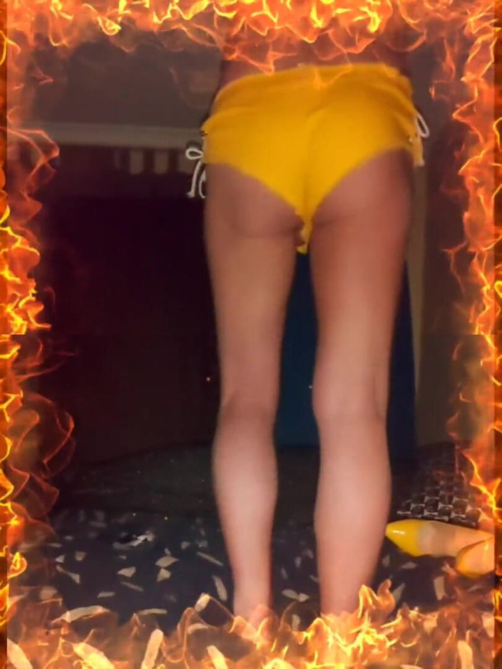 Lizzaali: Soy simplemente irresistible, jeje, bueno, en mis sueños de todos...