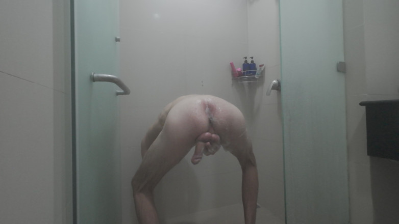 Big dick dadddy: Daily Shower