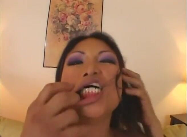 VOP Asian Hotties: Asian MILF prende la faccia e scopa la figa al...