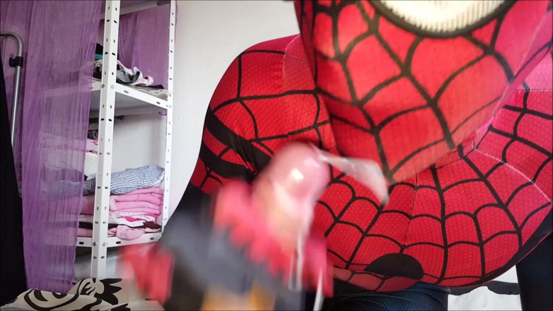 Nylon Xtreme: Nuovo pompino costume spiderGirl