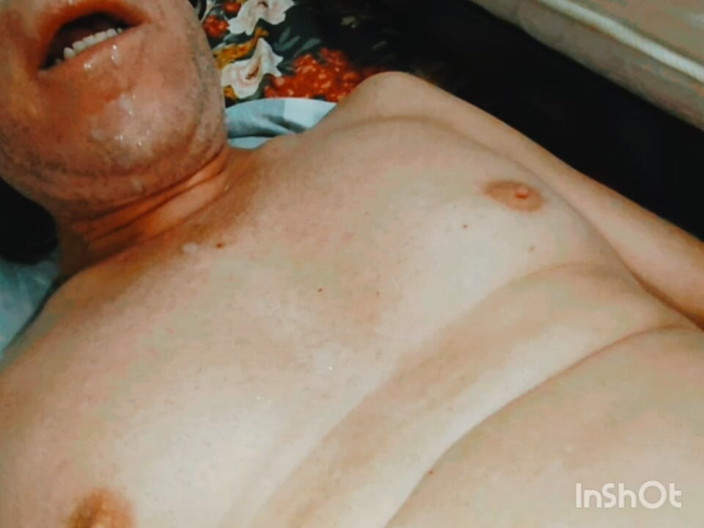 Ivykinky69: Cum on His Self