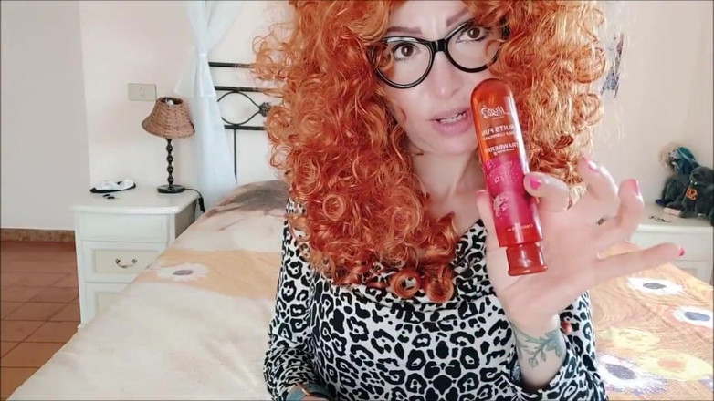 savannahamatoriale: Ibu tiri nemuin kotak rahasiamu, sekarang dia tau kalau kamu...