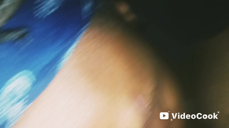 The Nasty House: 내 너트를 삼키는 단정치 못한 자지