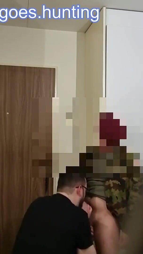 Swiss straight military recruit seduced (Anto goes hunting)